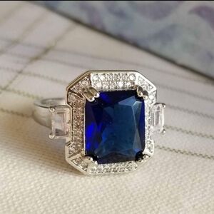 New 925 Silver Emerald Cut Blue Sapphire Diamond Ring for Women
